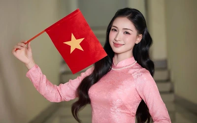 Hòa Minzy khoe năm 2025 rực rỡ với loạt thành tích khủng