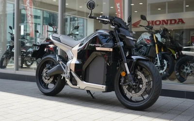 Honda dự kiến đưa xe máy điện mới vào Việt Nam: Pin đầy đi 150km, sạc nhanh như ô tô