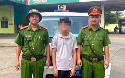 Tưởng làm phụ xe lương cao, thanh niên Lào Cai tháo chạy khi bị chở thẳng ra biên giới Campuchia