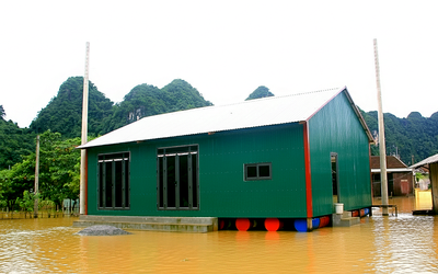 Bộ Xây dựng yêu cầu thiết kế mẫu nhà để hỗ trợ dân vùng lũ dựng lại nhà