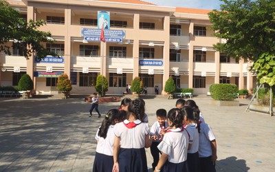 Cuộc thi clip ‘50 năm - Tỏa sáng miền Nam’: Ước mơ của ông giáo làng chài