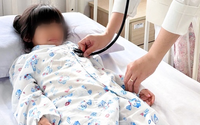 Cấp cứu 3 mẹ con bị ngạt khí do dùng máy phát điện chạy máy lạnh trong phòng kín