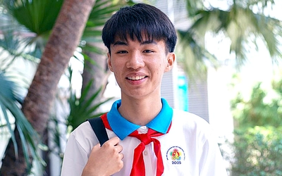 Cậu học trò vươn lên trong côi cút, thành Cháu ngoan Bác Hồ toàn quốc