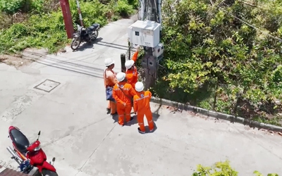 Cuộc thi clip ‘50 năm - Tỏa sáng miền Nam’: 30 năm giữ sáng ‘cồn Rồng’