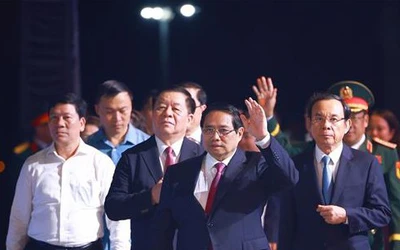 Thủ tướng dự chương trình Côn Đảo - Hùng ca ý chí Việt Nam