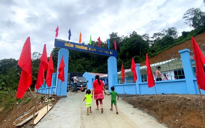 Cô trò Trường mầm non Pác Rà có điểm trường mới khang trang