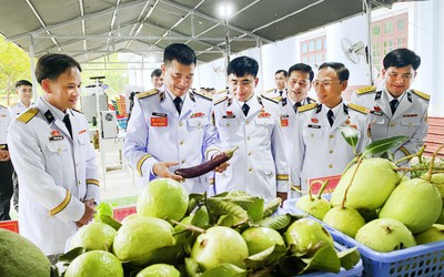 Vùng 5 Hải quân là điểm tựa cho ngư dân bám biển