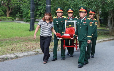 An táng 10 hài cốt liệt sĩ được tìm thấy cùng di vật có tên, có di vật của nữ