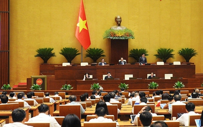 Đại biểu Quốc hội mặc áo có logo không gắn lợi ích vật chất không phải là quảng cáo, nhưng...