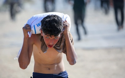 Israel điều xe tăng vào khu dân cư, người dân Gaza chết đói ngày một nhiều