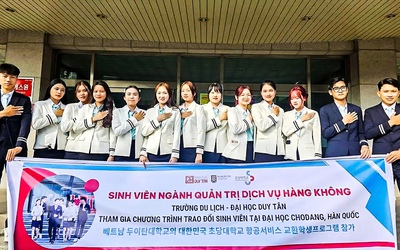 SV ngành hàng không Duy Tân: nhiều cơ hội thực tập, trao đổi