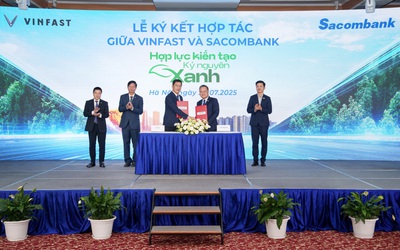 Sacombank bắt tay Vinfast Việt Nam triển khai gói vay ưu đãi mua xe điện