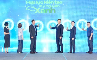 VinFast bắt tay 12 ngân hàng hỗ trợ người dân Hà Nội chuyển sang xe điện