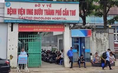 Bệnh viện Ung bướu 'kêu khó' khi được giao đấu thầu thuốc tập trung cho cả thành phố Cần Thơ