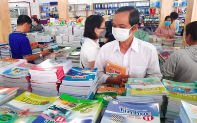 Vụ 'Một chương trình, nhiều bộ sách giáo khoa': Nhìn dưới góc độ lãng phí