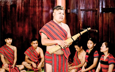 A Đeng A Têng: Người giữ lửa văn hóa Pa Cô giữa núi rừng A Lưới