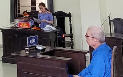 Dùng tên của anh ruột 'nổ' quen với lãnh đạo, làm giả quyết định của tỉnh Long An để lừa nhà đầu tư
