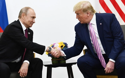 Ông Putin gợi ý gặp ông Trump tại UAE