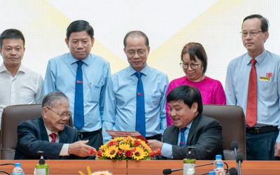 Trường đại học Nam Cần Thơ và báo Tuổi Trẻ hợp tác nâng cao chất lượng đào tạo