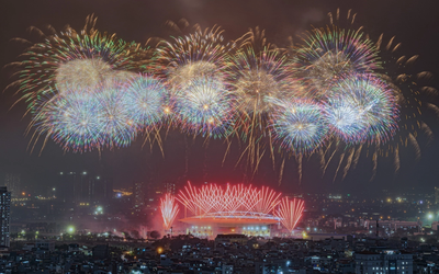 Trực tiếp: Pháo hoa mừng Đại hội đại biểu toàn quốc lần thứ XIV của Đảng