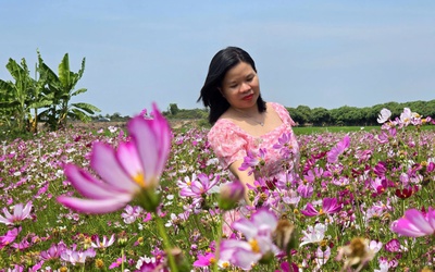 Hàng chục ngàn lượt khách đổ về 'nóc nhà miền Tây' mùng 2 Tết