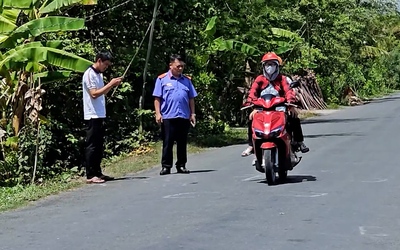 Vụ nữ sinh tử vong ở Vĩnh Long: Tạm đình chỉ giải quyết nguồn tin lần 3