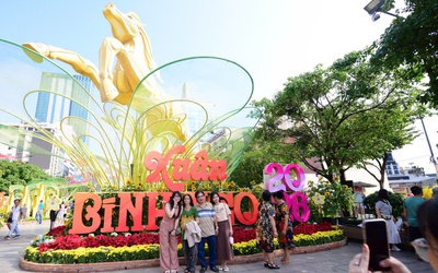 Đường hoa Tết Bính Ngọ 2026 đón hơn 2,2 triệu lượt khách