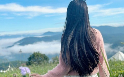 Cận Tết, tiệm tóc 'im ắng' bất ngờ vì người trẻ quay về tóc đen tự nhiên