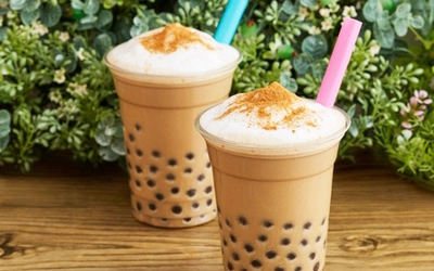 13 học sinh đau bụng, nôn 'nghi' ngộ độc sau khi uống trà sữa mua ở quán ngoài trường