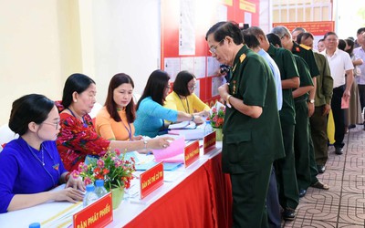 Hơn 93% cử tri cả nước đi bầu cử