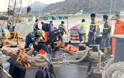 Ba người chết, hai người nguy kịch nghi do ngạt khí trong hầm tàu