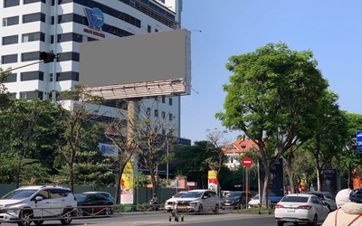 Nhiều bảng quảng cáo tại TP.HCM 'đột ngột' bị tê liệt khai thác kinh doanh