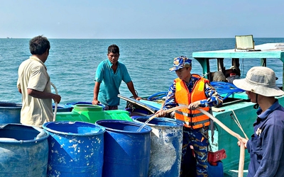 Cấp 40.000 lít nước ngọt miễn phí cho đảo Hòn Chuối giữa mùa khô