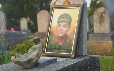 Từ cuốn sổ lính Mỹ cất giữ 50 năm đến phút tìm ra tên liệt sĩ trận Câu Nhi
