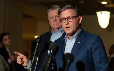 Chủ tịch Hạ viện Mỹ: Ông Trump 'cực chẳng đã' đánh Iran vì Israel