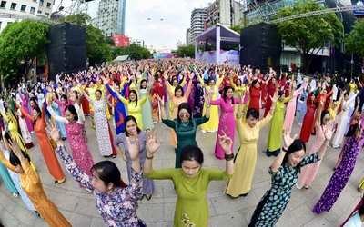 Hơn 50.000 người đăng ký tham gia đồng diễn trong Lễ hội Áo dài TP.HCM 2026
