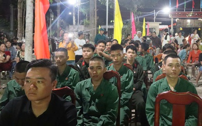 Đêm tiễn thanh niên vùng biên giới An Giang lên đường nhập ngũ