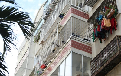 TP.HCM yêu cầu xử nghiêm chung cư cơi nới chắn lối thoát hiểm