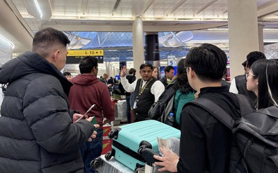 Khách Việt kể hành trình 4 ngày 3 đêm 'mắc kẹt' ở UAE vì chiến sự