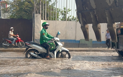 TP.HCM cho sửa ngay đường Bến Nghé, Lưu Trọng Lư, không chờ xong thủ tục
