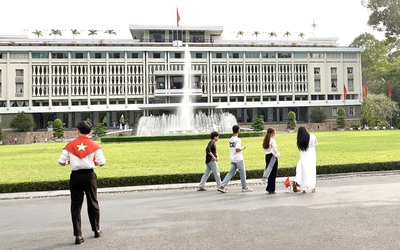 Tháng Tư nói gì với con về hòa bình?