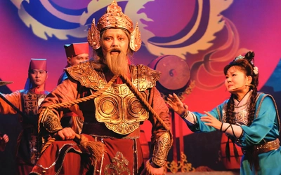 Sân khấu sử Việt, cách mạng vẫn hấp dẫn khán giả hôm nay