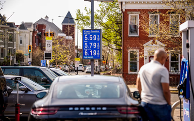 Giá dầu tăng vọt 12% khi xung đột Iran chưa có dấu hiệu hạ nhiệt