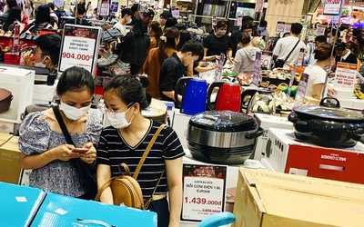 'Bẫy' hàng giả bủa vây người dùng Việt: Không để doanh nghiệp đơn độc