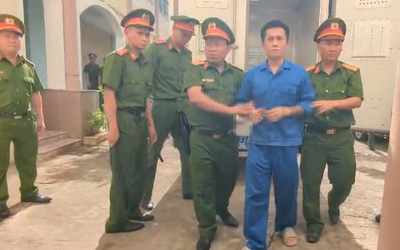 Tài 'đen' cùng đồng bọn hầu tòa vụ cướp 1,9 tỉ ngân hàng ở Gia Lai