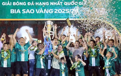 Lễ trao cúp vô địch chưa từng có cho CLB Trường Tươi Đồng Nai