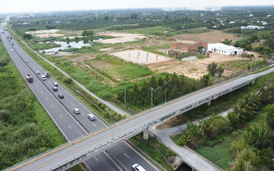 Cho phép đấu nối tạm vào tuyến cao tốc để thi công dự án trạm dừng nghỉ Trung Lương - Mỹ Thuận