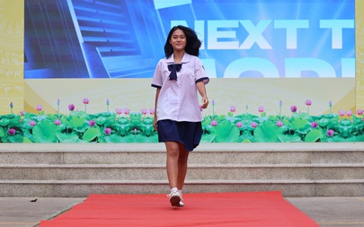 'Xé túi mù' những giờ ra chơi không điện thoại thú vị của teen Trường THPT Long Trường