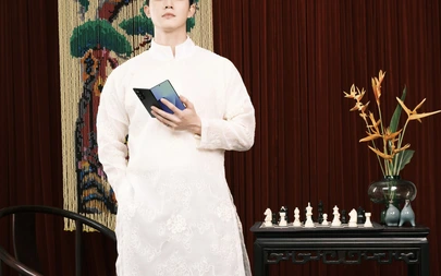 Diễn viên Trần Ngọc Vàng chúc Tết độc giả Mực Tím