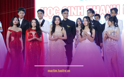 Phần trình diễn đồng phục và trang phục dạ hội tại chung kết Học sinh thanh lịch Trường THPT Phan Đăng Lưu